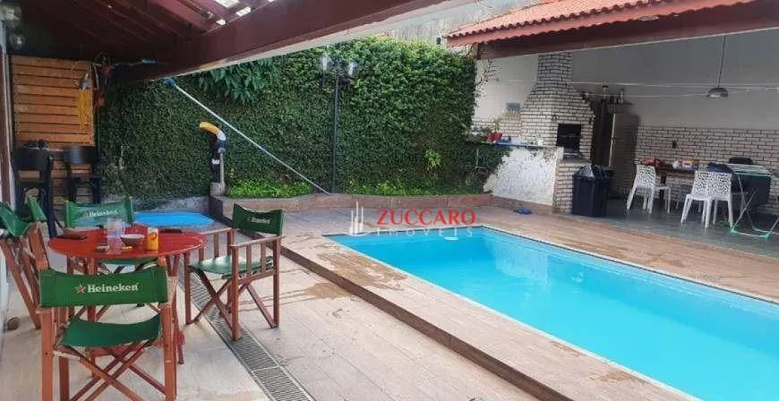 Foto 1 de Sobrado com 4 Quartos à venda, 284m² em Jardim Bom Clima, Guarulhos