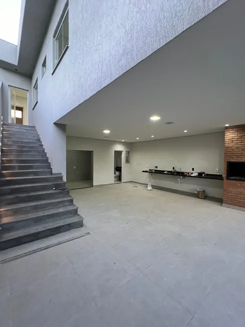 Foto 1 de Casa de Condomínio com 3 Quartos à venda, 140m² em Centro, Bragança Paulista