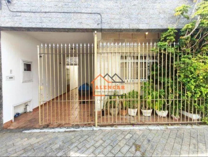 Foto 1 de Casa com 2 Quartos à venda, 94m² em Vila Carrão, São Paulo