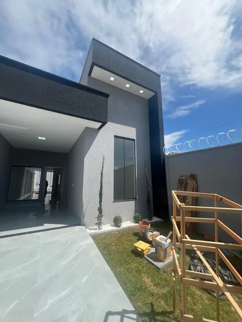 Foto 1 de Casa com 3 Quartos à venda, 180m² em Residencial Alice Barbosa Extensao, Goiânia