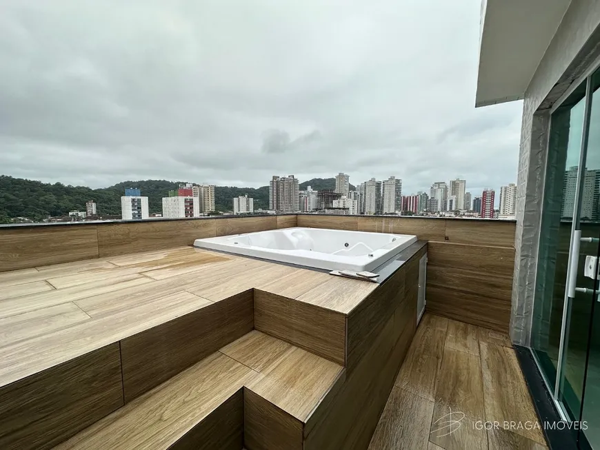 Foto 1 de Cobertura com 3 Quartos à venda, 212m² em Canto do Forte, Praia Grande