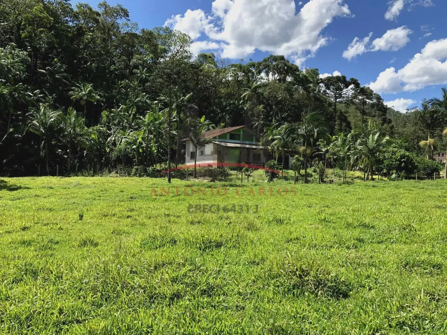 Foto 1 de Fazenda/Sítio com 1 Quarto à venda, 100m² em , Antônio Carlos