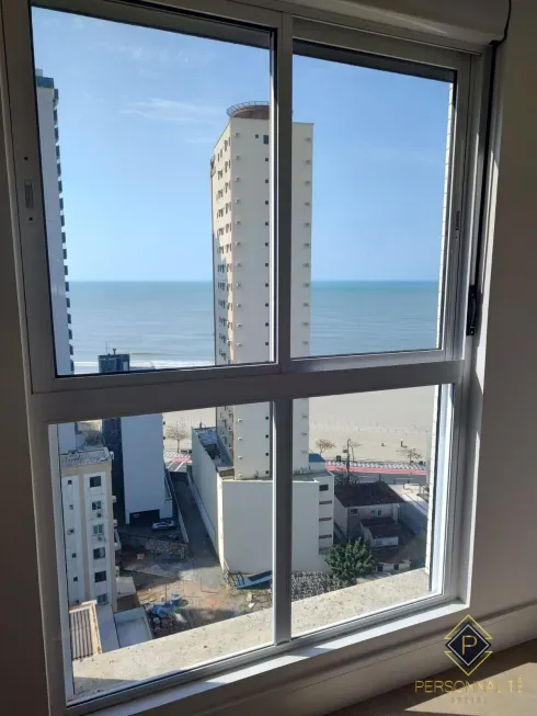 Foto 1 de Apartamento com 4 Quartos à venda, 155m² em Barra Sul, Balneário Camboriú