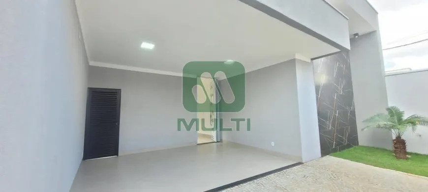 Foto 1 de Casa com 3 Quartos à venda, 150m² em Jardim Botânico, Uberlândia