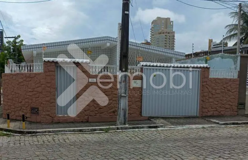 Foto 1 de Casa com 3 Quartos para alugar, 168m² em Lagoa Nova, Natal