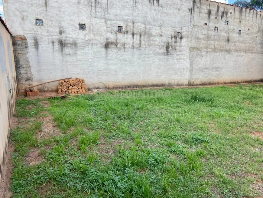 Foto 1 de Fazenda/Sítio com 2 Quartos à venda, 80m² em Estancia Manacas Zona Rural, São José do Rio Preto