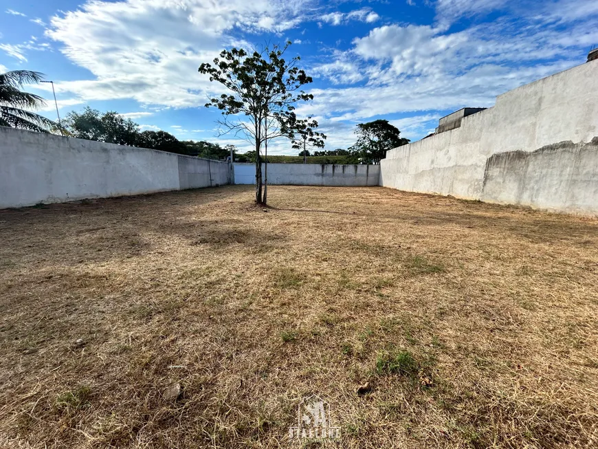 Foto 1 de Lote/Terreno à venda, 960m² em Centro, Piúma