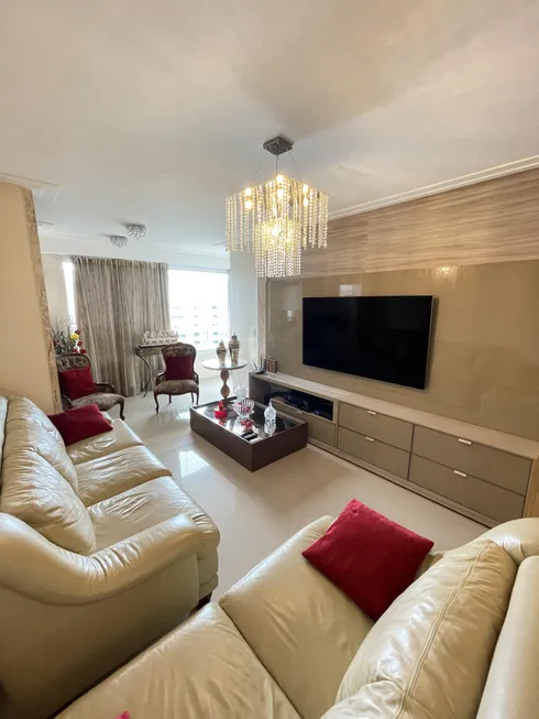 Foto 1 de Apartamento com 3 Quartos à venda, 110m² em Ponta Do Farol, São Luís