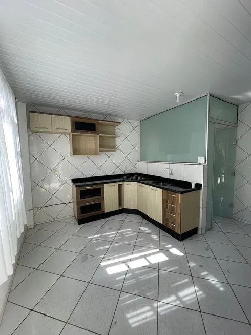 Foto 1 de Apartamento com 2 Quartos para alugar, 44m² em Iririú, Joinville