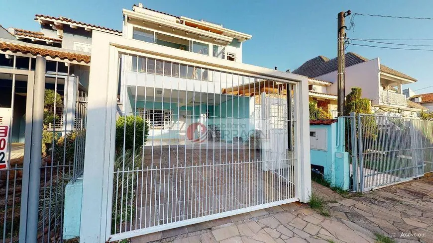 Foto 1 de Casa com 4 Quartos à venda, 230m² em Aberta dos Morros, Porto Alegre