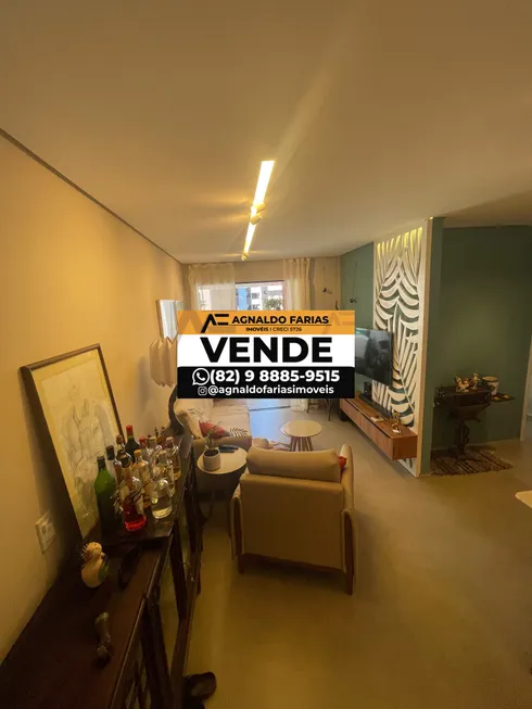 Foto 1 de Apartamento com 3 Quartos à venda, 83m² em Ponta Verde, Maceió