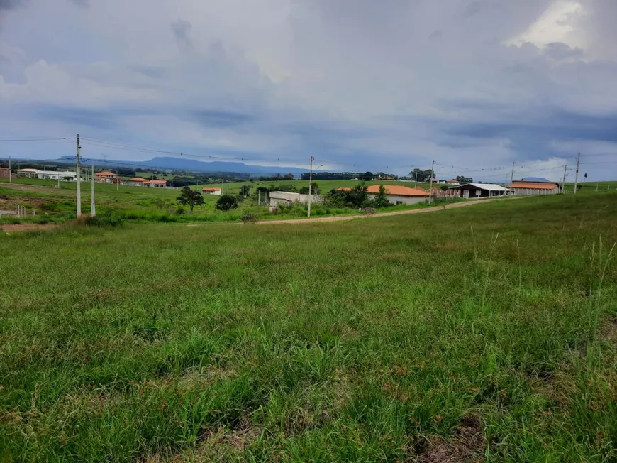 Foto 1 de Lote/Terreno à venda, 1705m² em , Porangaba