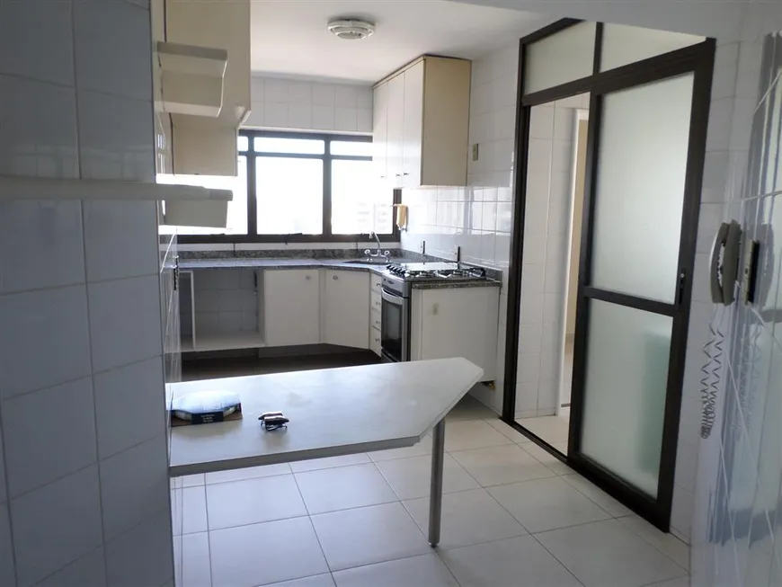 Foto 1 de Apartamento com 3 Quartos para alugar, 98m² em Alphaville, Barueri