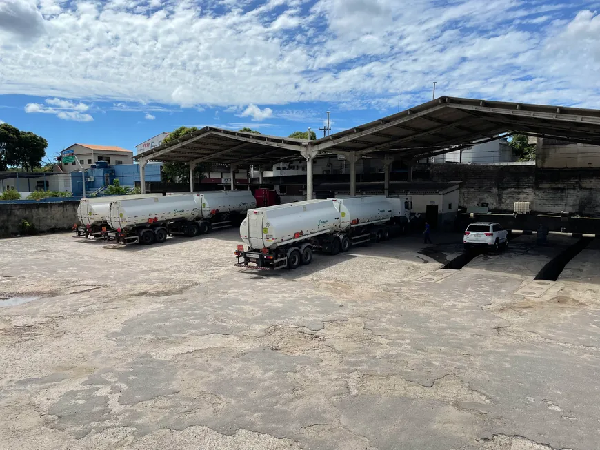 Foto 1 de Galpão/Depósito/Armazém para alugar, 3000m² em Carapina, Serra