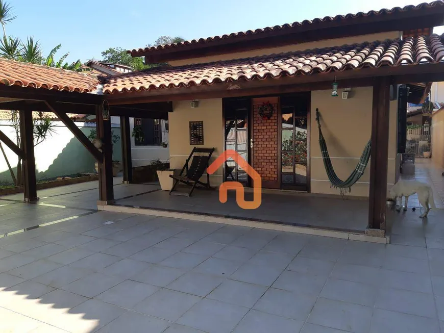 Foto 1 de Casa com 3 Quartos à venda, 240m² em Itaipu, Niterói