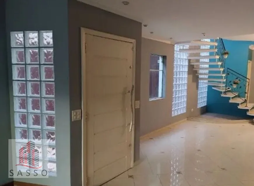 Foto 1 de Casa com 3 Quartos à venda, 283m² em Parque São Domingos, São Paulo