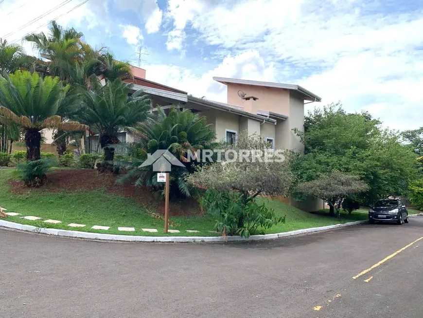Foto 1 de Casa de Condomínio com 3 Quartos para alugar, 400m² em Condominio Residencial Portal do Quiririm, Valinhos