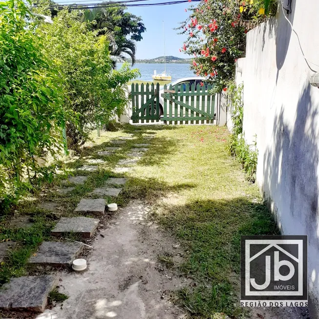 Foto 1 de Casa de Condomínio com 2 Quartos à venda, 80m² em Palmeiras, Cabo Frio