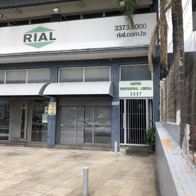 Foto 1 de Sala Comercial para alugar, 30m² em Cristo Redentor, Porto Alegre