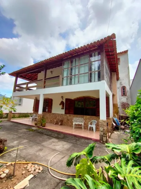 Foto 1 de Casa com 3 Quartos à venda, 300m² em Engenho do Mato, Niterói