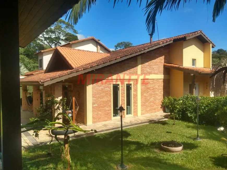 Foto 1 de Casa de Condomínio com 3 Quartos à venda, 256m² em Caraguata, Mairiporã