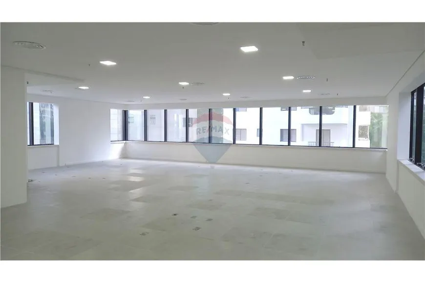 Foto 1 de Sala Comercial para alugar, 125m² em Itaim Bibi, São Paulo
