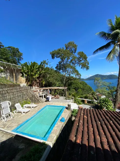 Foto 1 de Casa com 4 Quartos à venda, 1500m² em Vila Velha, Angra dos Reis