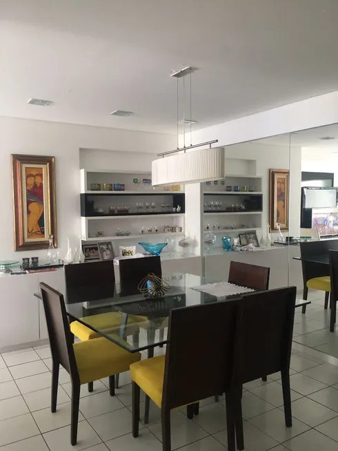 Foto 1 de Apartamento com 4 Quartos à venda, 136m² em Boa Viagem, Recife