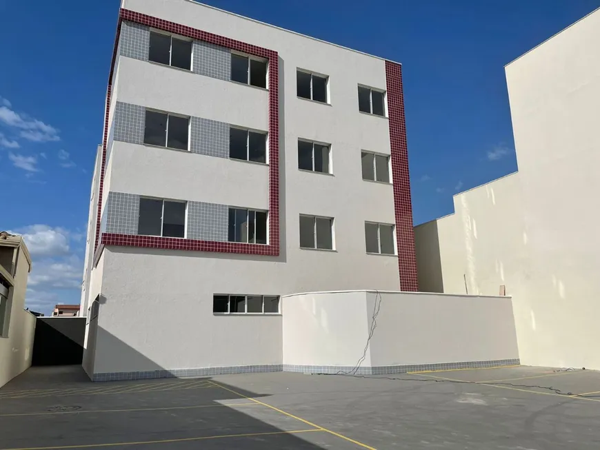 Foto 1 de Apartamento com 2 Quartos à venda, 55m² em Lúcio de Abreu, Contagem