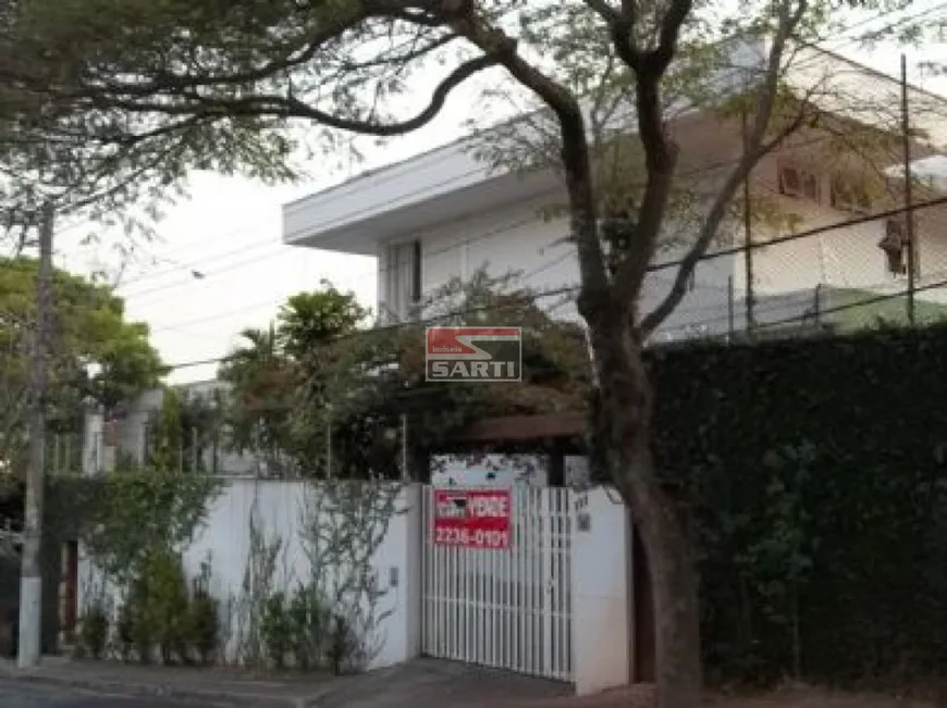 Foto 1 de Sobrado com 4 Quartos para venda ou aluguel, 596m² em Jardim São Bento, São Paulo