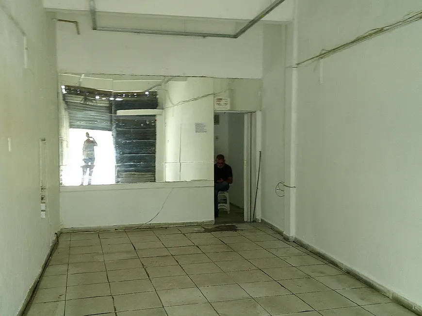 Foto 1 de Ponto Comercial para alugar, 36m² em Taquara, Rio de Janeiro