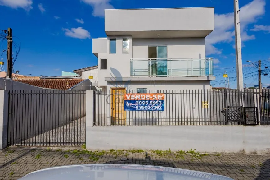 Foto 1 de Casa com 2 Quartos à venda, 76m² em Cajuru, Curitiba