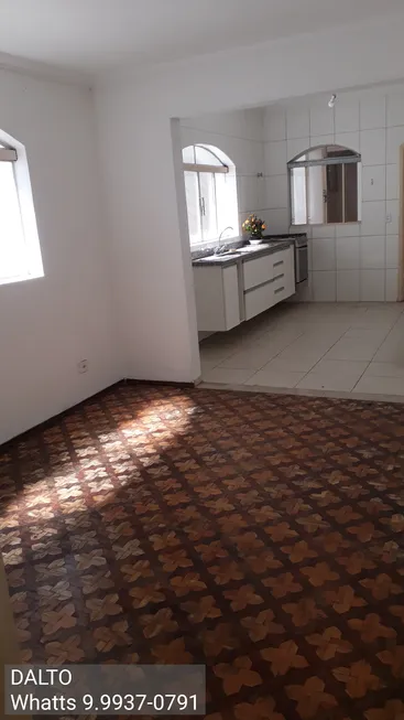 Foto 1 de Sobrado com 4 Quartos para alugar, 156m² em Butantã, São Paulo