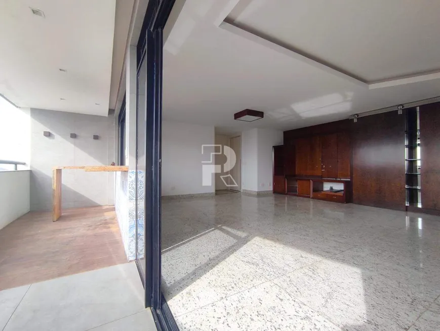 Foto 1 de Apartamento com 4 Quartos para alugar, 240m² em Belvedere, Belo Horizonte