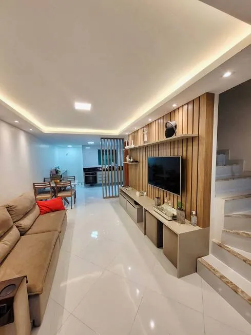 Foto 1 de Casa com 2 Quartos à venda, 110m² em Ipitanga, Lauro de Freitas