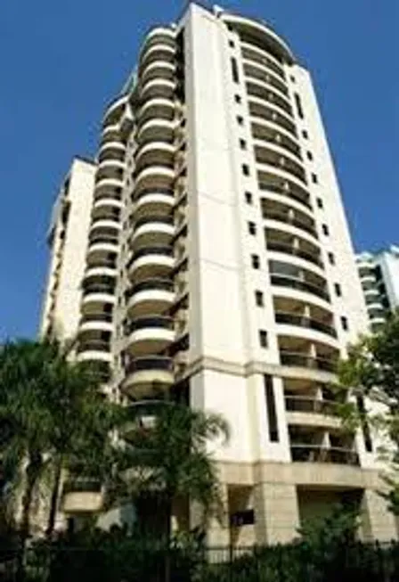 Foto 1 de Apartamento com 4 Quartos para venda ou aluguel, 180m² em Barra da Tijuca, Rio de Janeiro