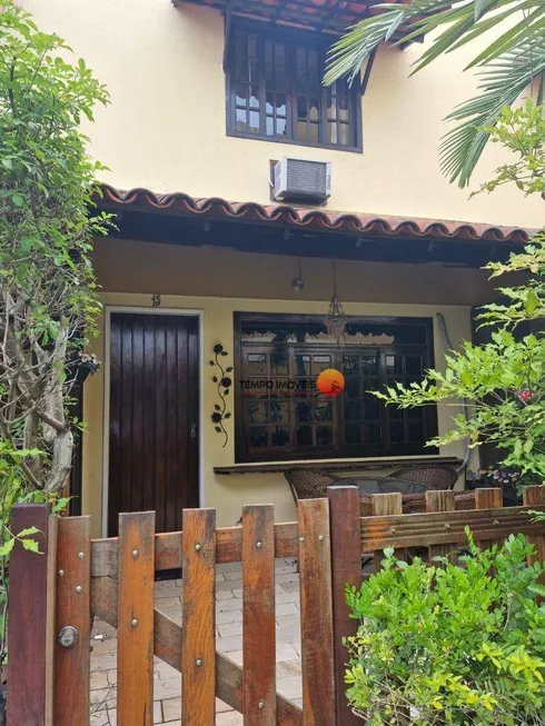 Foto 1 de Casa de Condomínio com 3 Quartos à venda, 150m² em Camboinhas, Niterói