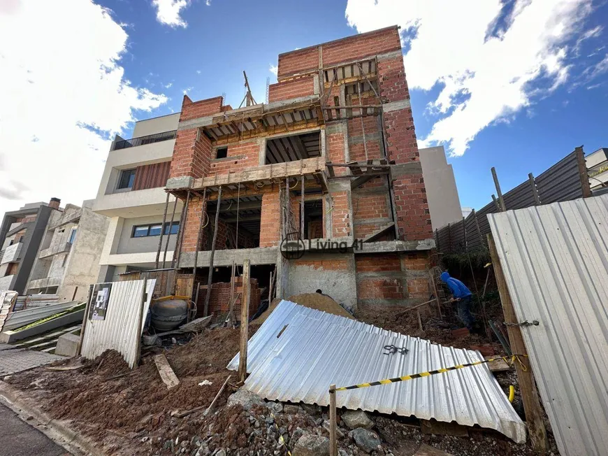 Foto 1 de Casa de Condomínio com 3 Quartos à venda, 285m² em Bairro Alto, Curitiba