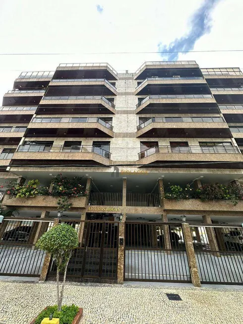 Foto 1 de Apartamento com 3 Quartos para venda ou aluguel, 144m² em Passagem, Cabo Frio
