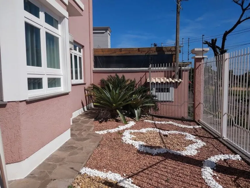 Foto 1 de Casa de Condomínio com 5 Quartos à venda, 314m² em Cristo Rei, São Leopoldo