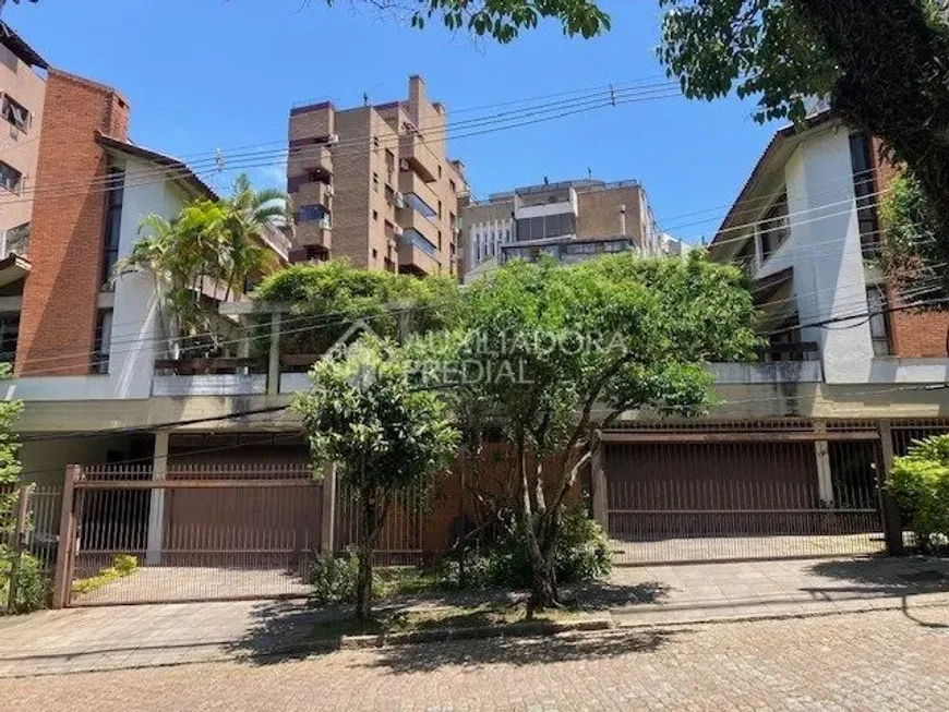 Foto 1 de Casa com 7 Quartos à venda, 946m² em Bela Vista, Porto Alegre