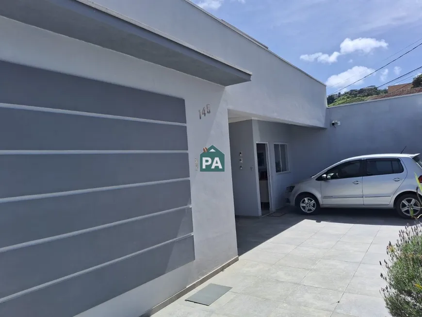 Foto 1 de Casa com 3 Quartos à venda, 97m² em Jardim Cascatinha, Poços de Caldas