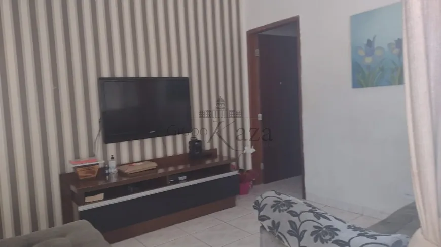 Foto 1 de Casa com 2 Quartos à venda, 66m² em Cidade Salvador, Jacareí