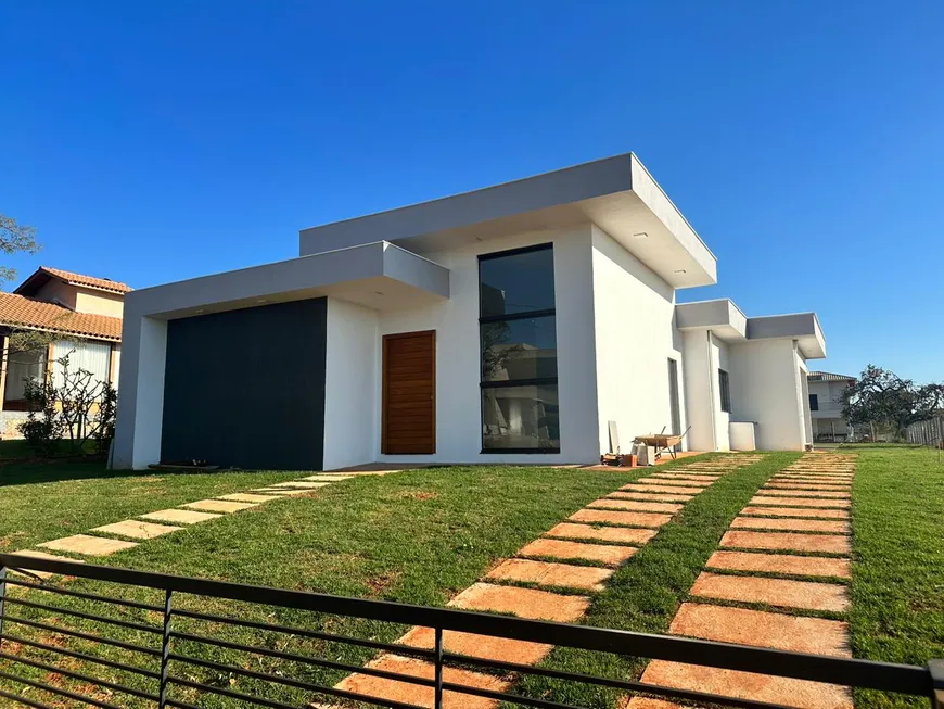 Foto 1 de Casa de Condomínio com 3 Quartos à venda, 1000m² em Condominio Serra Morena, Jaboticatubas