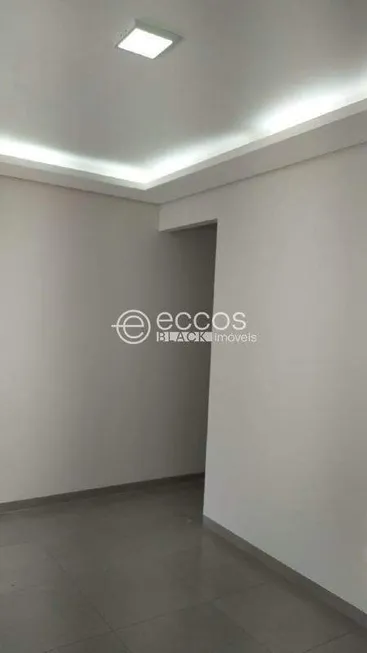 Foto 1 de Casa com 2 Quartos à venda, 75m² em Jardim Europa, Uberlândia