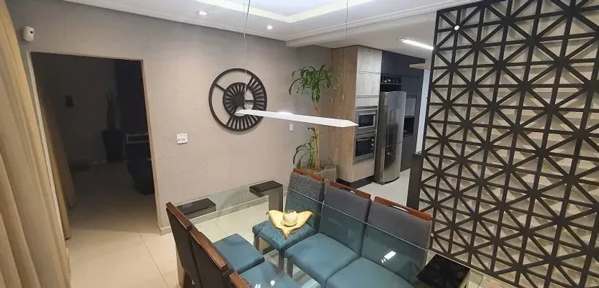 Foto 1 de Casa com 4 Quartos à venda, 169m² em Cidade Líder, São Paulo