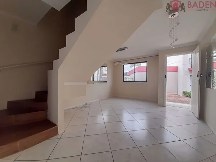 Foto 1 de Casa de Condomínio com 2 Quartos à venda, 89m² em Vila Costa e Silva, Campinas