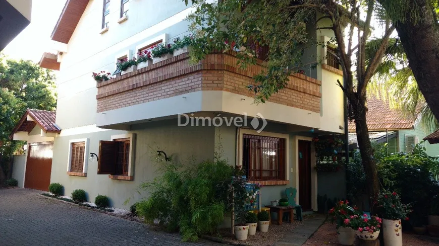 Foto 1 de Casa de Condomínio com 3 Quartos à venda, 240m² em Ipanema, Porto Alegre