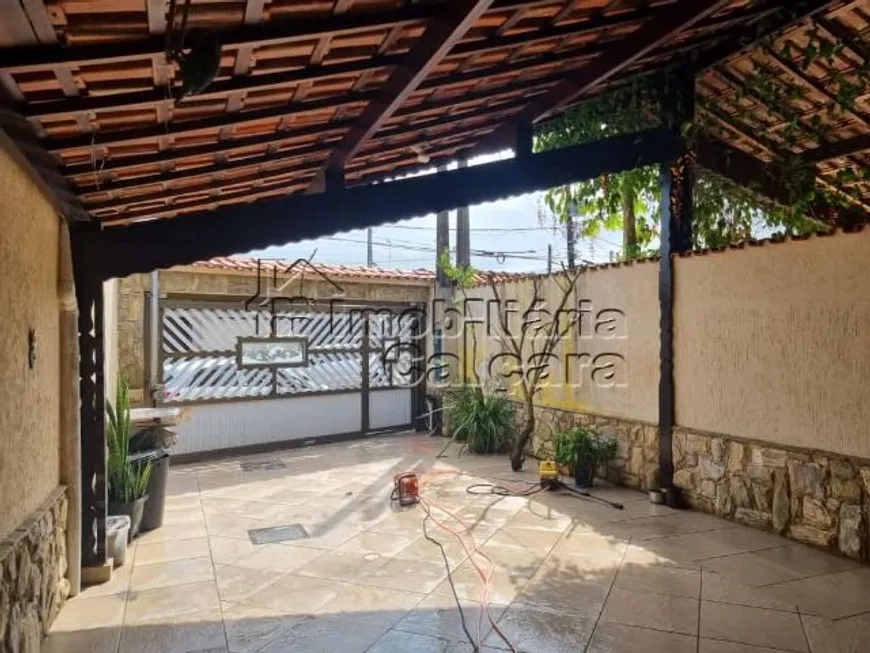 Foto 1 de Casa com 2 Quartos à venda, 250m² em Jardim Real, Praia Grande