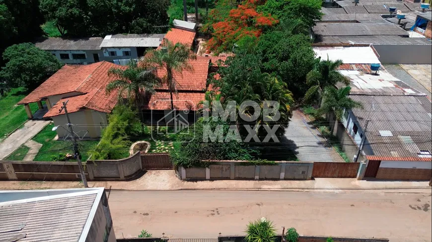 Foto 1 de Casa com 3 Quartos para alugar, 400m² em Setor Tradicional, Brasília